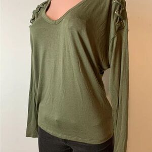 Express Women’s Super Soft  3/4 Sleeve Olive Green T Shirt Top In Size SP